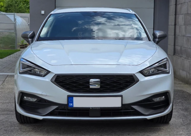seat-leon-15-etsi-150-fr-dsg-150hp-a7-v-zaruke-big-0
