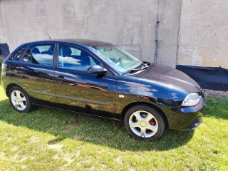 seat-ibiza-14-tdi-trendy-59kw80hp-m5