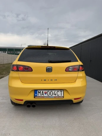 seat-ibiza-16i-16v-sport-77kw105hp-m5-big-3