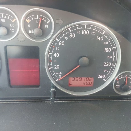 seat-alhambra-20-tdi-reference-103kw140hp-m6-big-2