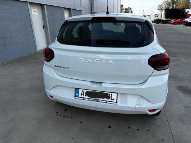 dacia-sandero-10-tce-100-eco-g-essential-74kw100hp-m5-big-3