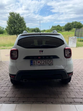 dacia-duster-15-blue-dci-115-comfort-4x4-84kw115hp-m6-big-2