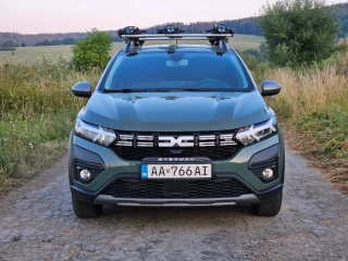 dacia-sandero-stepway-lpg-zaruka-tazne-1-maj-top-vybava