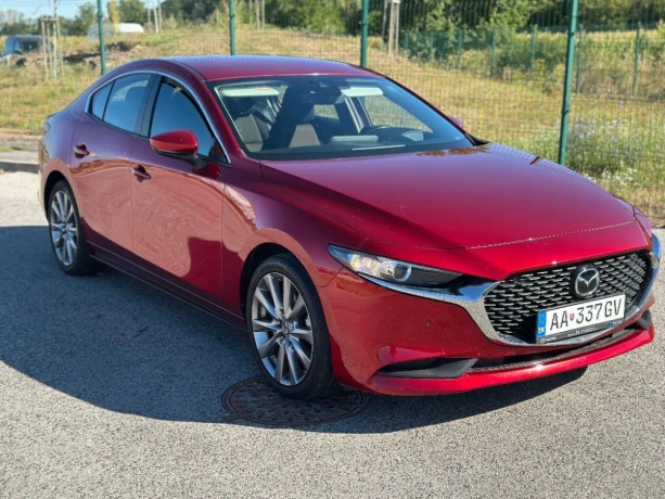 mazda-3-20-skyactiv-g120-challenge-88kw120hp-m6-big-1