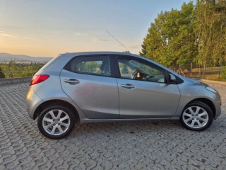 mazda-2-15-mzr-te-at-75kw102hp-automat