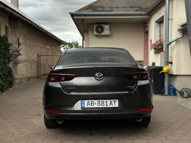 mazda-3-20-skyactiv-x180-gt-132kw180hp-m6-big-3
