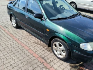 mazda-323-18