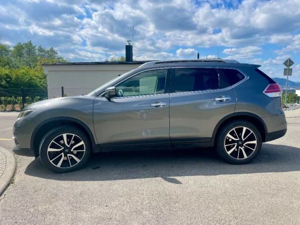 nissan-x-trail-7-miestny-big-1