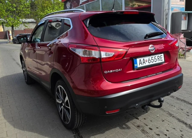 nissan-qashqai-dig-t-115-tekna-xtronic-85kw115hp-a1-big-2