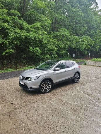 nissan-qashqai-15-dci-tekna-81kw110hp-m6-big-1