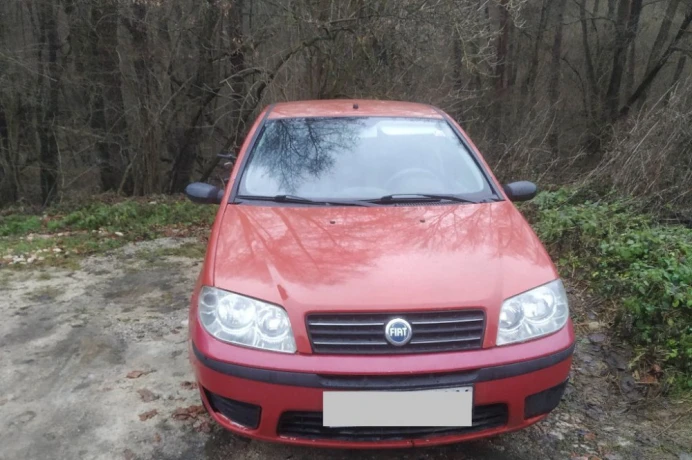 fiat-punto-12-16v-active-59kw80hp-m5-big-0