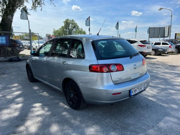 fiat-croma-19-mtj-16v-dynamic-110kw150hp-m6-big-2