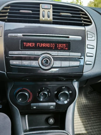 fiat-bravo-14-16v-active-66kw90hp-m6-big-3