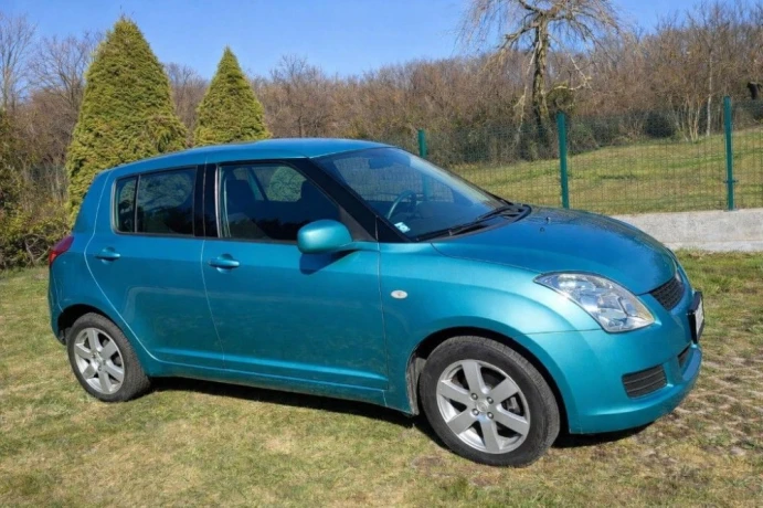suzuki-swift-idealne-mestske-auticko-malo-km-big-0