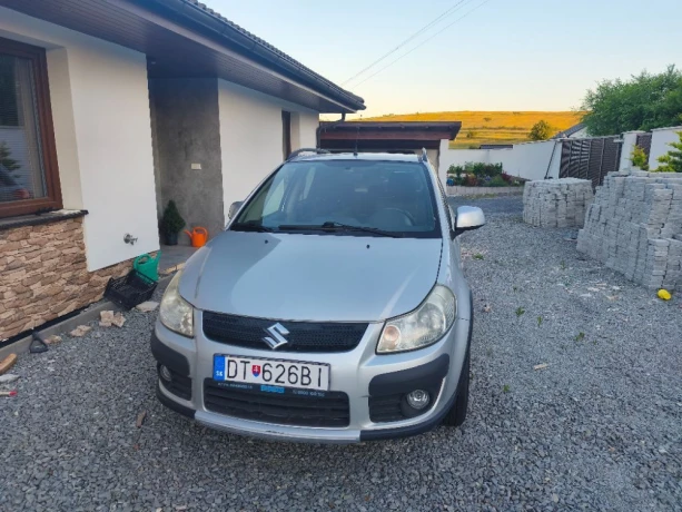 suzuki-sx4-16-gs-outdoor-line-abs-4wd-79kw107hp-m5-big-1