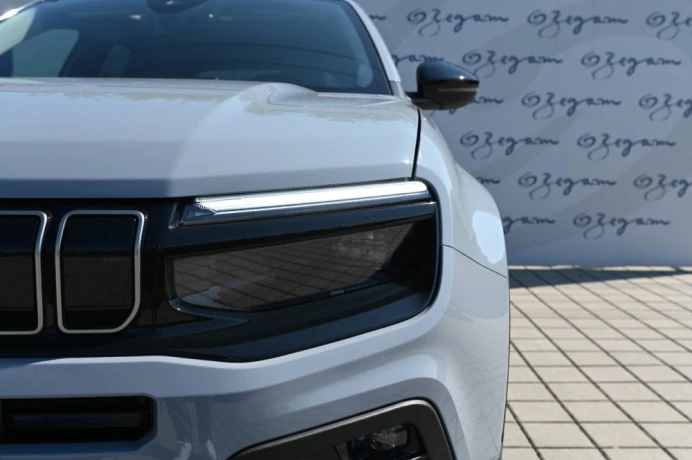 jeep-avenger-elektro-54-kwh-summit-big-1