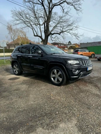 jeep-grand-cherokee-30l-v6-td-overland-at-184kw250hp-a8-big-0