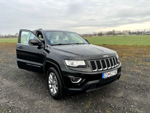 jeep-grand-cherokee-30l-v6-td-laredo-at-140kw190hp-a8-big-0