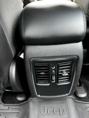 jeep-grand-cherokee-30l-v6-td-laredo-at-140kw190hp-a8-big-3