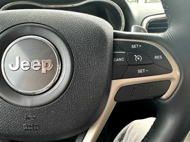 jeep-grand-cherokee-30l-v6-td-laredo-at-140kw190hp-a8-big-2