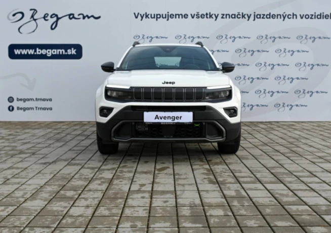 jeep-avenger-12-t-e-hybrid-6dct-upland-4xe-big-1