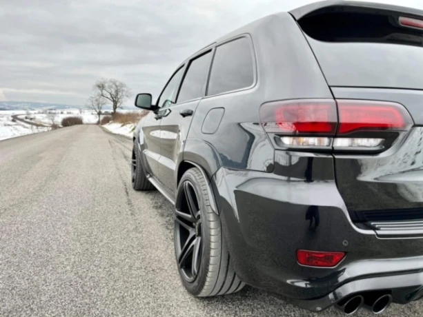 jeep-grand-cherokee-srt-344kw-at-big-3