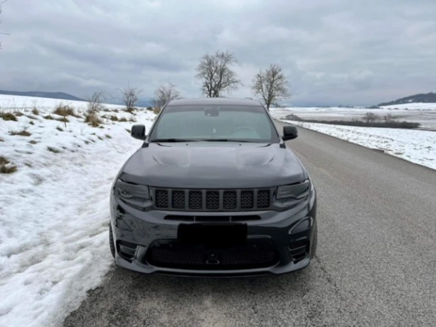jeep-grand-cherokee-srt-344kw-at-big-2