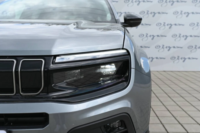 jeep-avenger-elektro-54-kwh-summit-big-1