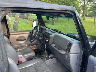 jeep-wrangler-40-sport-130kw177hp-m5