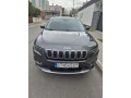 jeep-cherokee-surne-je-vo-velmi-dobrom-stave-bez-dalsich-investicii-small-1