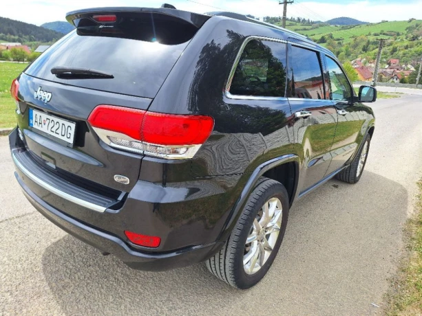 jeep-grand-cherokee-30-overland-4x4-big-3