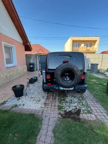 jeep-wrangler-40-sahara-at-130kw177hp-a4-big-3
