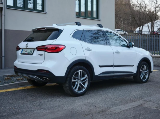 mg-ehs-hatchback-119kw-automat-big-1