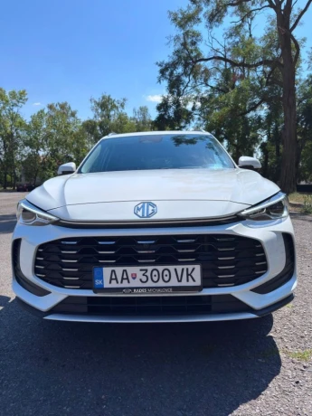 mg-zs-15-dvvt-emotion-plus-78kw106hp-m5-big-1