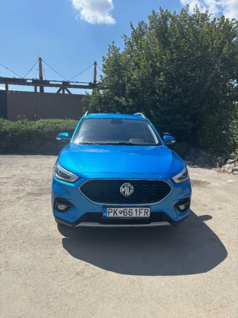 mg-zs-10-tgi-exclusive-at-82kw111hp-a6-big-0