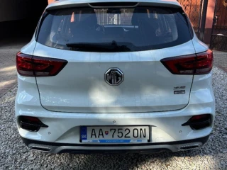 mg-zs-10-tgi-exclusive-at-82kw111hp-a6