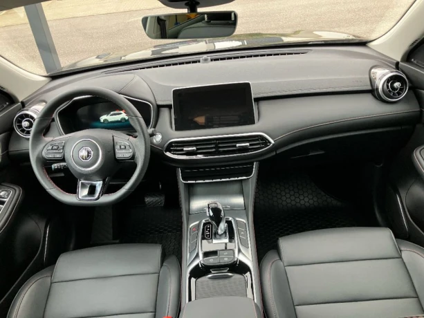 mg-hs-15-tgi-excite-at-119kw162hp-a7-big-3