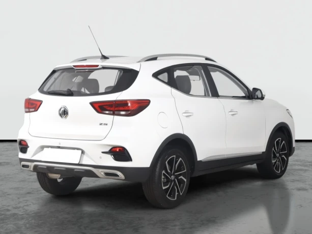 mg-zs-suv-15-emotion-plus-sr1maj-big-3