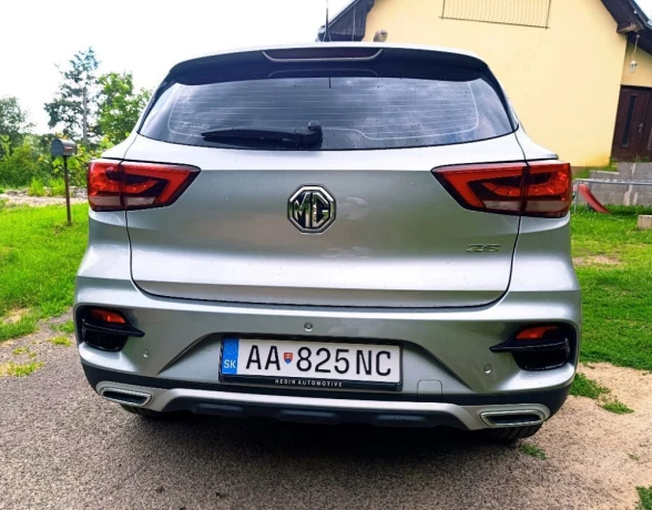 mg-zs-10-tgi-exclusive-111-hp-big-2