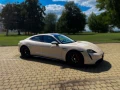 porsche-taycan-4s-top-stav-small-2