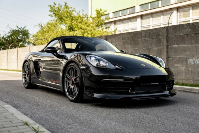 porsche-boxster-718-220kw300hp-m6-techart-oz-big-2