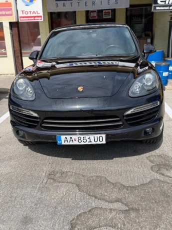 porsche-cayenne-diesel-245k-tiptronic-s-180kw246hp-a8-big-0