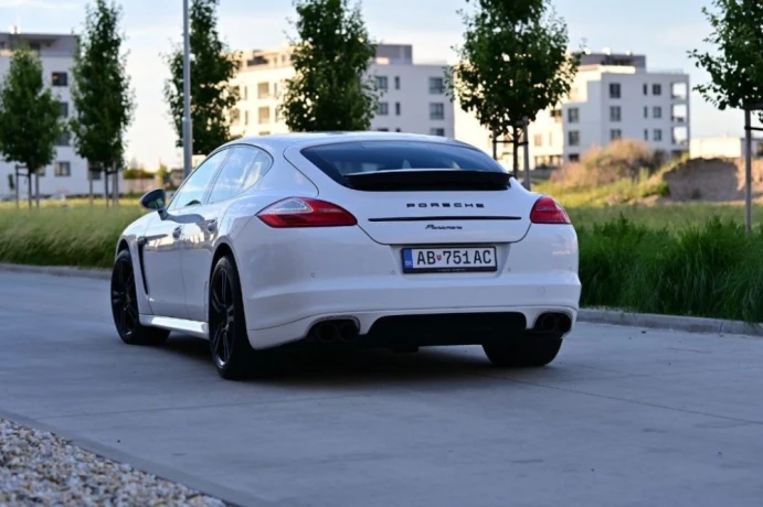 porsche-panamera-36-v6-pdk-big-3