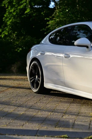 porsche-panamera-36-v6-pdk-big-1