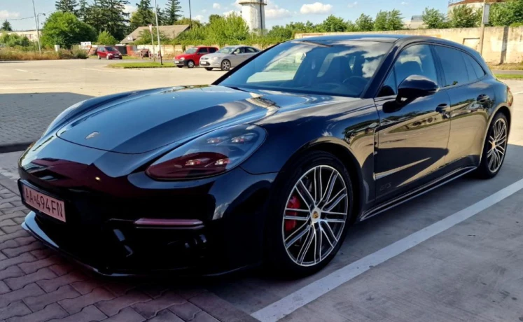 porsche-panamera-sport-turismo-combi-338kw-automat-big-0