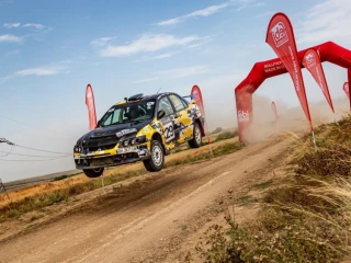 mitsubishi-lancer-evo-rally-car