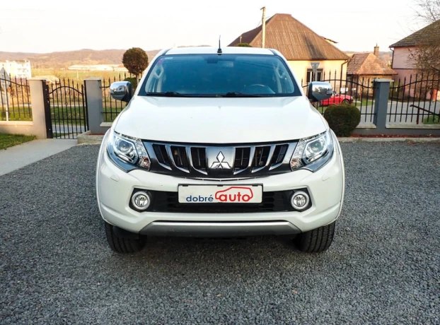 mitsubishi-l-200-l200-24-di-d-mivec-double-cab-instyle-at-big-2