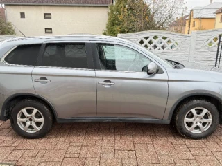 mitsubishi-outlander-22-di-d-instyle-at