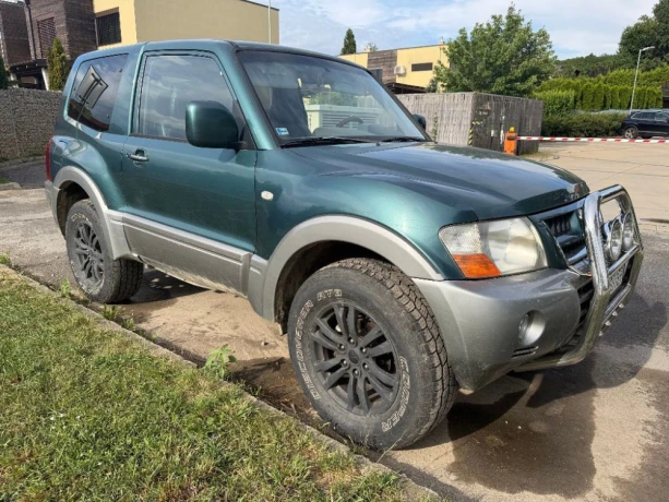mitsubishi-pajero-32-di-d-gls-at-koza-118kw160hp-a5-big-2