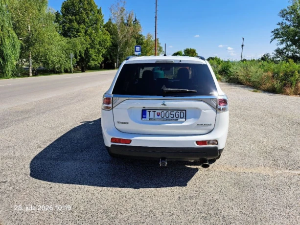 mitsubishi-outlander-22-di-d-tc-sst-instyle-110kw150hp-a6-big-3
